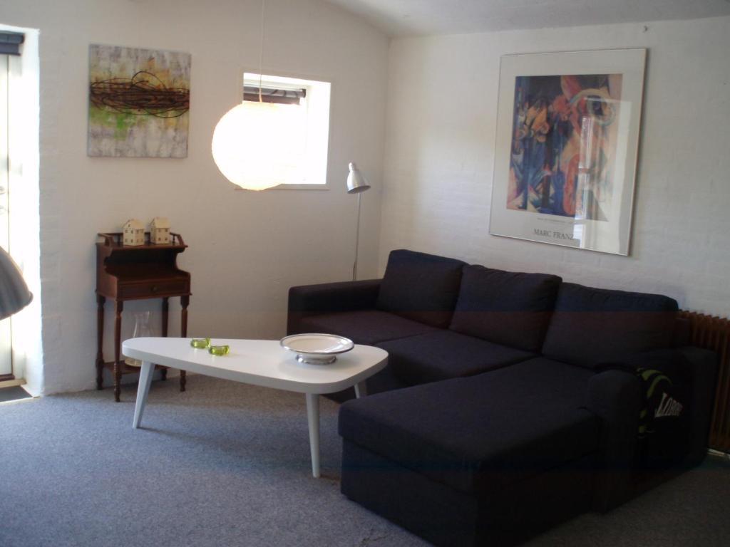 Klitgaards Holiday Apartment Mejeriby Bilik gambar